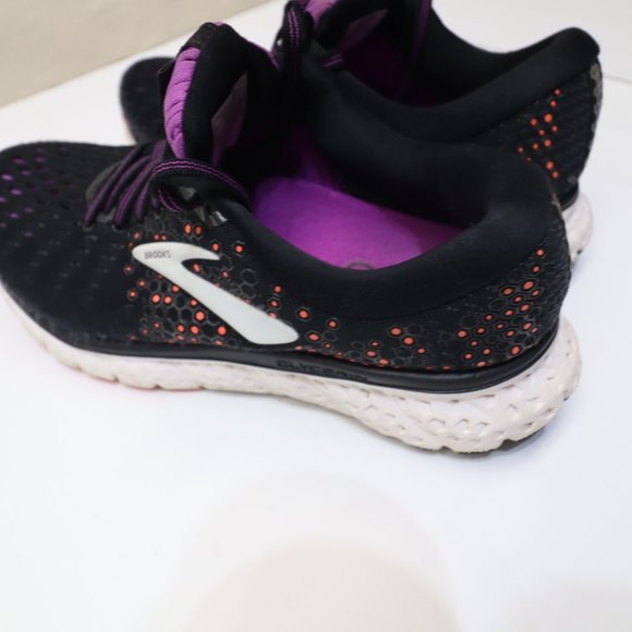Brooks Glycerin 17  Shoe Mens Size  7not for sell anymore